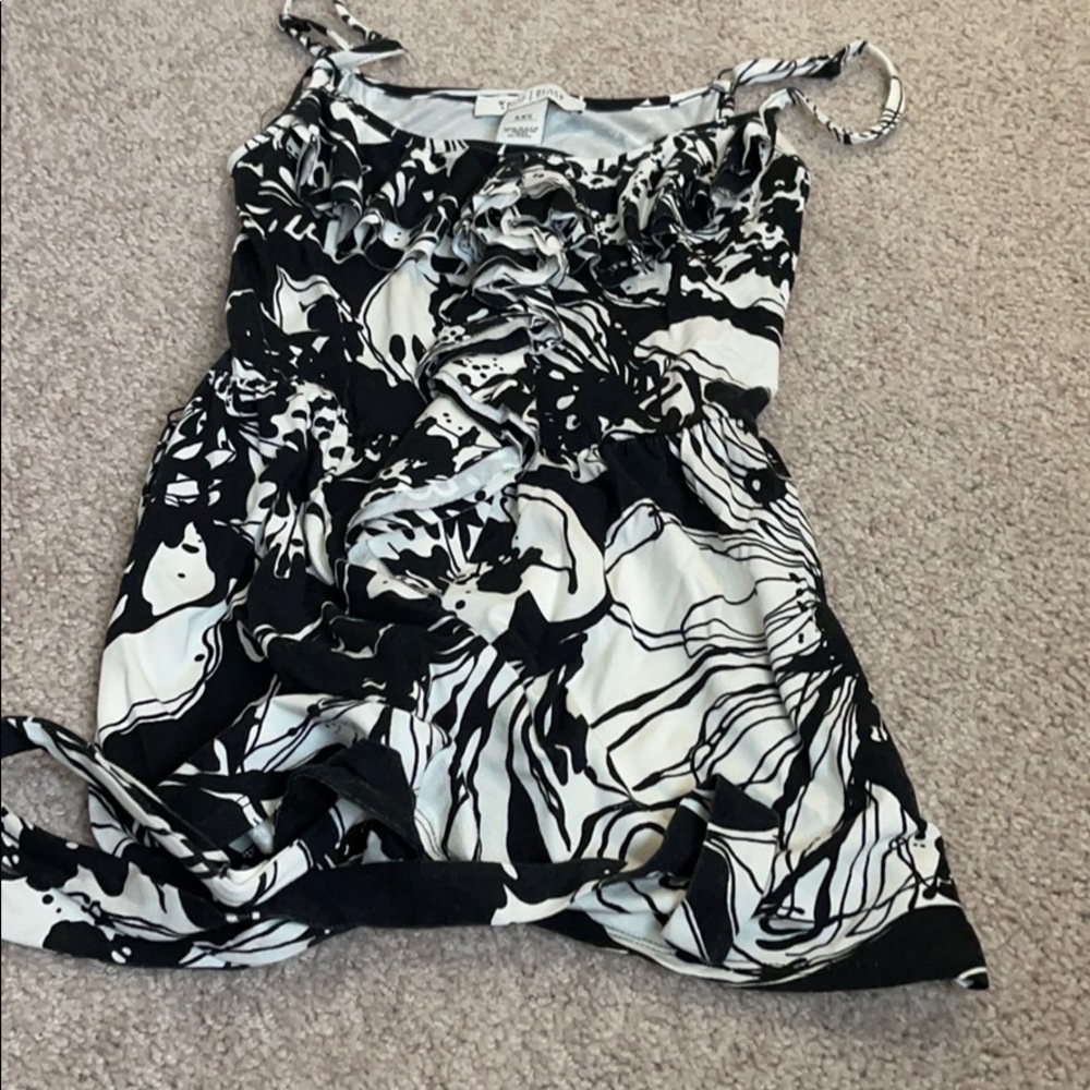 White House black market top